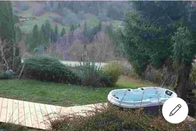 Image de Appartement avec Jacuzzi Privatif proche stations ski vue imprenable 2 chambres