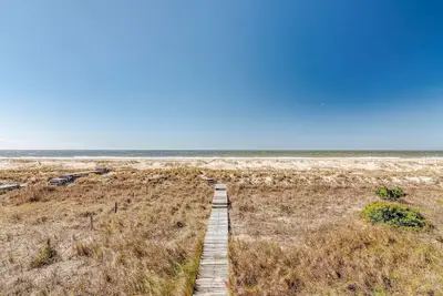 Image de Dog Friendly! Sweet Tea est un 4 Br / 3. 5 Ba Oceanfront Retreat!