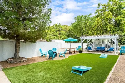 Image de Charmant Penthouse de la vieille ville de Cottonwood! Super Propre Proche De Sedona Et Jerome!