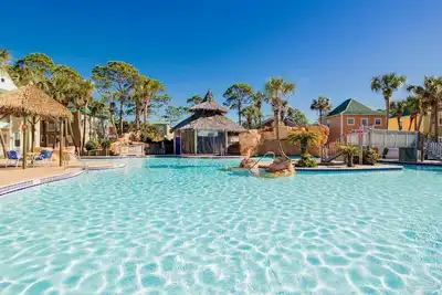 Image de 47c 3Br Bienheureux au Village Purple Parrot par Perdido Key Resort Management
