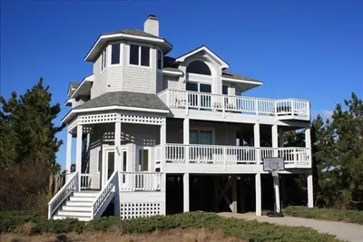 Image de Laissez-vous \"Swept Away\" RÉSERVEZ Maintenant Notre Magnifique Maison Pour 2020