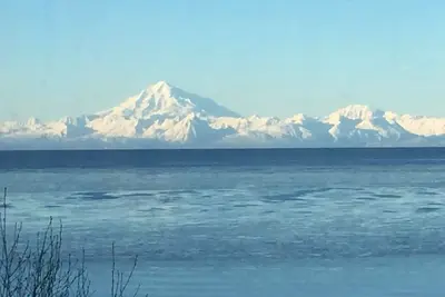 Image de Kenai - Deux pâtés de maisons de la plage / embouchure de la rivière Kenai