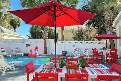 Image de Chariot De Golf 6 Places | Piscine CHAUFFÉE PRIVÉE | 2 Blocs À La Plage