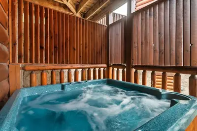 Image de Promenez-vous, copiez un squat et profitez du rythme lent et facile des vacances dans les Great Smoky Mountains.