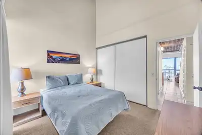 Image de Condo partiel avec vue sur la mer et bien situé