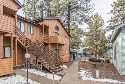 Image de Situé dans Sunriver Business Park, Tv Hd, piscine saisonnière et bain à remous
