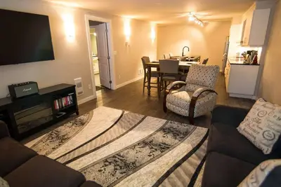 Image de Clipperton Suite: Conçu sur mesure avec des finitions de luxe haut de gamme