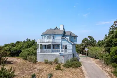 Image de Landes Dream: Piscine privée chauffée, bain à remous et entrée sans clé.