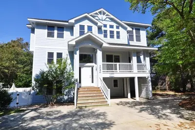 Image de Sound Dreams: 5 Br / 5 Ba maison à Corolla, pour 14 personnes