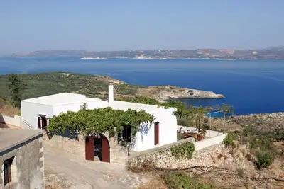 Image de Villa traditionnelle avec vue sur la mer en Crète