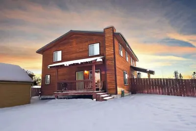 Image de Votre base pour toute saison à Teton Valley! Idéalement situé à Driggs!