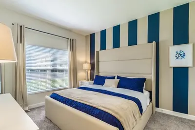 Image de Tarifs réduits, commodités gratuites, piscine privée, proche de Disney et du centre de conventions