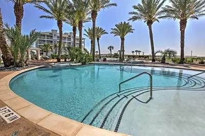 Image de Bayfront Galveston Condo w / Resort Facilities & Deck