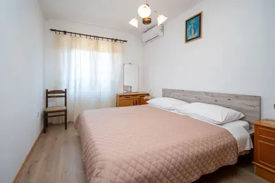 Image de Appartement de deux chambres avec la terrasse Sali, Dugi otok (A-910-a)