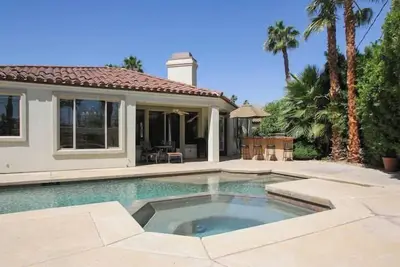 Image de Luxueuse villa privée dans le désert