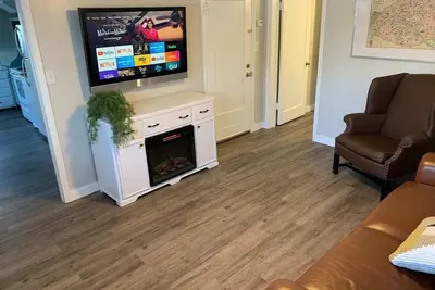 Image de Cottage propre et confortable dans le coeur Logan