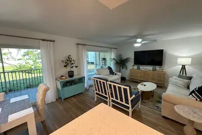 Image de Condo Trendy Beach Au Rez-De-CHAUSSÉE!