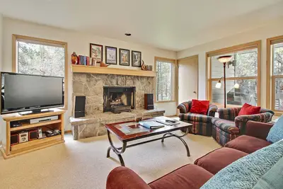 Image de The Ridge at Sunriver - Condo # 19 - Accès à la piscine saisonnière et aux installations de tennis sur place, bain à remous ouvert toute l'année et 4 vélos