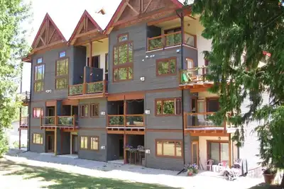 Image de Spa privé et 8 personnes