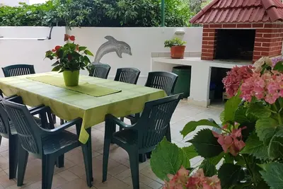 Image de Appartement de trois chambres avec la terrasse Mirca, Brac (A-2886-a)