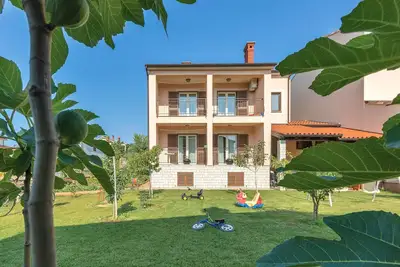 Image de Appartement confortable de 2 chambres à.