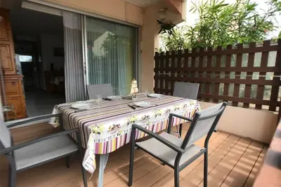 Image de Appartement T2 - 4 Pers, Plage à 150m, Wifi, Parking Privé, Terrasse, Plancha