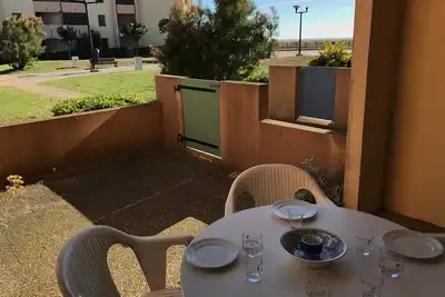 Image de Studio Cabine 4 Pers, Rdc, Bord de Plage, Parking Privé, À Proximité Commerces et Aqualand