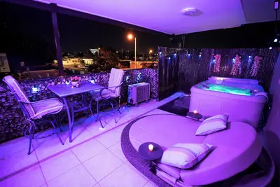 Image de Bel appartement avec terrasse, blanchisserie et animaux acceptés