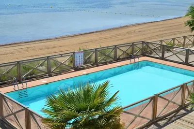 Image de Appartement au 1er étage, vue sur la mer et la piscine, wifi gratuit.