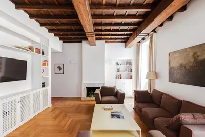 Image de Navona - bâtiment historique - appartement caractéristique avec 3 chambres et 2 salles de bains