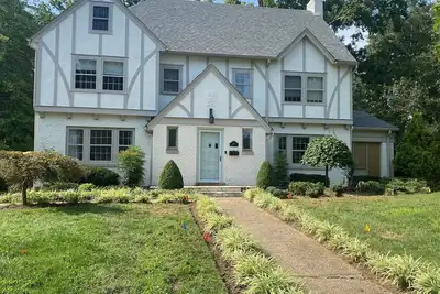 Image de Spacieux Highlands Mansion: Près de Churchill Downs et de grands restaurants