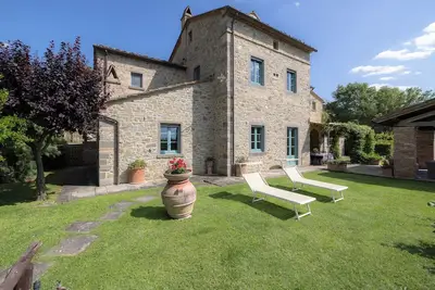 Image de Offre SPÉCIALE: Villa raffinée avec piscine privée.