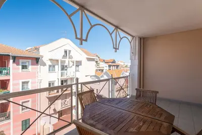 Image de Appartement T3 au Centre d'Arcachon, avec Parking, proche Parc Mauresque et Plage, Terrasse, 2 Chambres