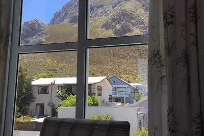 Image de Vue imprenable sur la montagne, près de la plage, jardin privé clos et familial