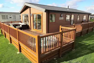 Image de Lodge Exécutif avec Bain à Remous, 3 Chambres, 2 Salles de Bains à Tattershall Lakes