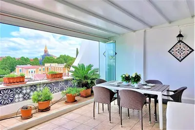 Image de Appartement Avec Terrasse Pour 6 Personnes