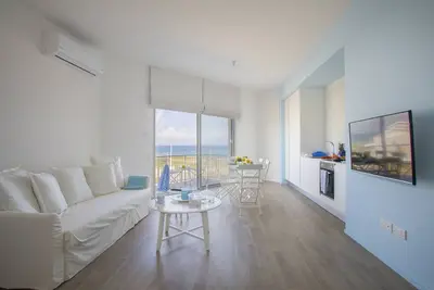 Prkc21 Protaras Azure Suite
