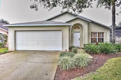 Image de Maison w / Pool & Game Room - 15 minutes de Disney!