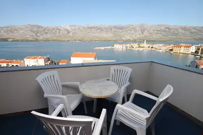 Image de Appartement de deux chambres avec la terrasse et la vue sur le mer Vinjerac, Zadar (A-5811-b)