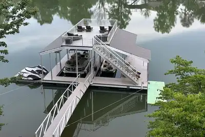 Image de Profitez de la vue sur le lac et de la faune abondante des deux ponts