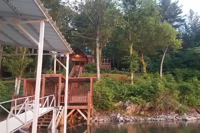 Image de Cabine et quai privé situé sur le lac Nottely