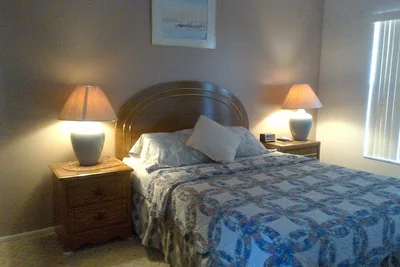 Image de Maison à 5 min de Disney, parfaite pour les familles et les animaux! Cour clôturée, piscine! Wifi gratuit