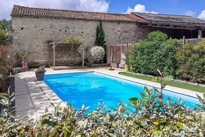 Image de Belle maison à Fontenille St. Martin