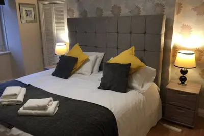 Image de Great location 1 Bedroom Scotstoun Flat
