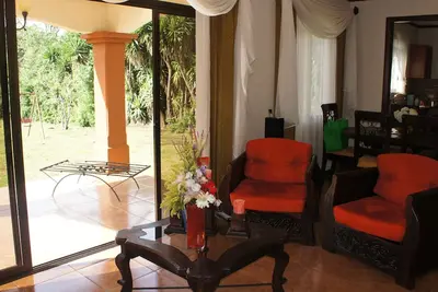 Image de Costa Rica Vacation best location home near everything City Mountains and Beach
