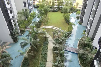 Plancher de jardin M City, Kuala Lumpur par Bonzer Home
