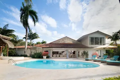 Image de Punta Aguila Spectacular 4 Bdr / 5 Bath - Free Golf Cart - Chef and Waiter