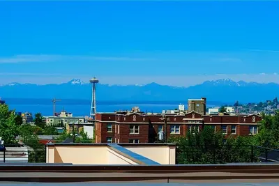 Image de Superbe nouvelle construction 3 chambres avec vue