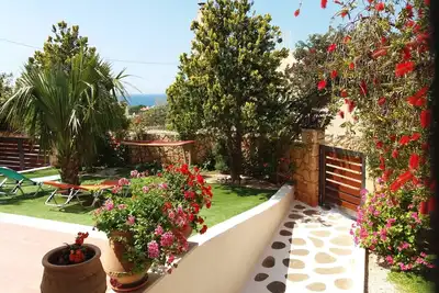 Image de Maison Kalathas, près de la mer pour les familles, les amis.