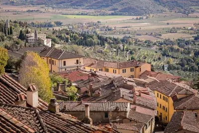Image de Villa dans le centre historique avec une splendide terrasse panoramique et équipée
